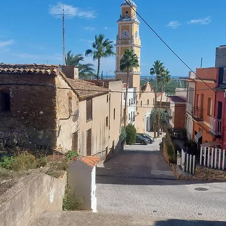 Town House In Old Town Ador, Gandia Apartment *