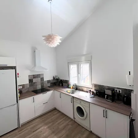 Town House In Old Town Ador, Gandia Apartment Ador